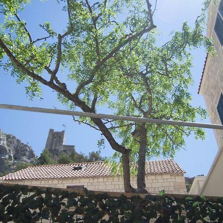 Appartamento House Nataniel In Omis Near Sea Esterno foto