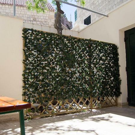 Appartamento House Nataniel In Omis Near Sea Esterno foto