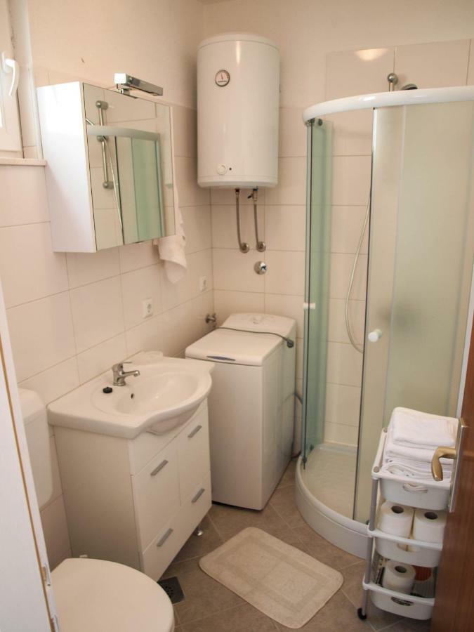 Appartamento House Nataniel In Omis Near Sea Esterno foto