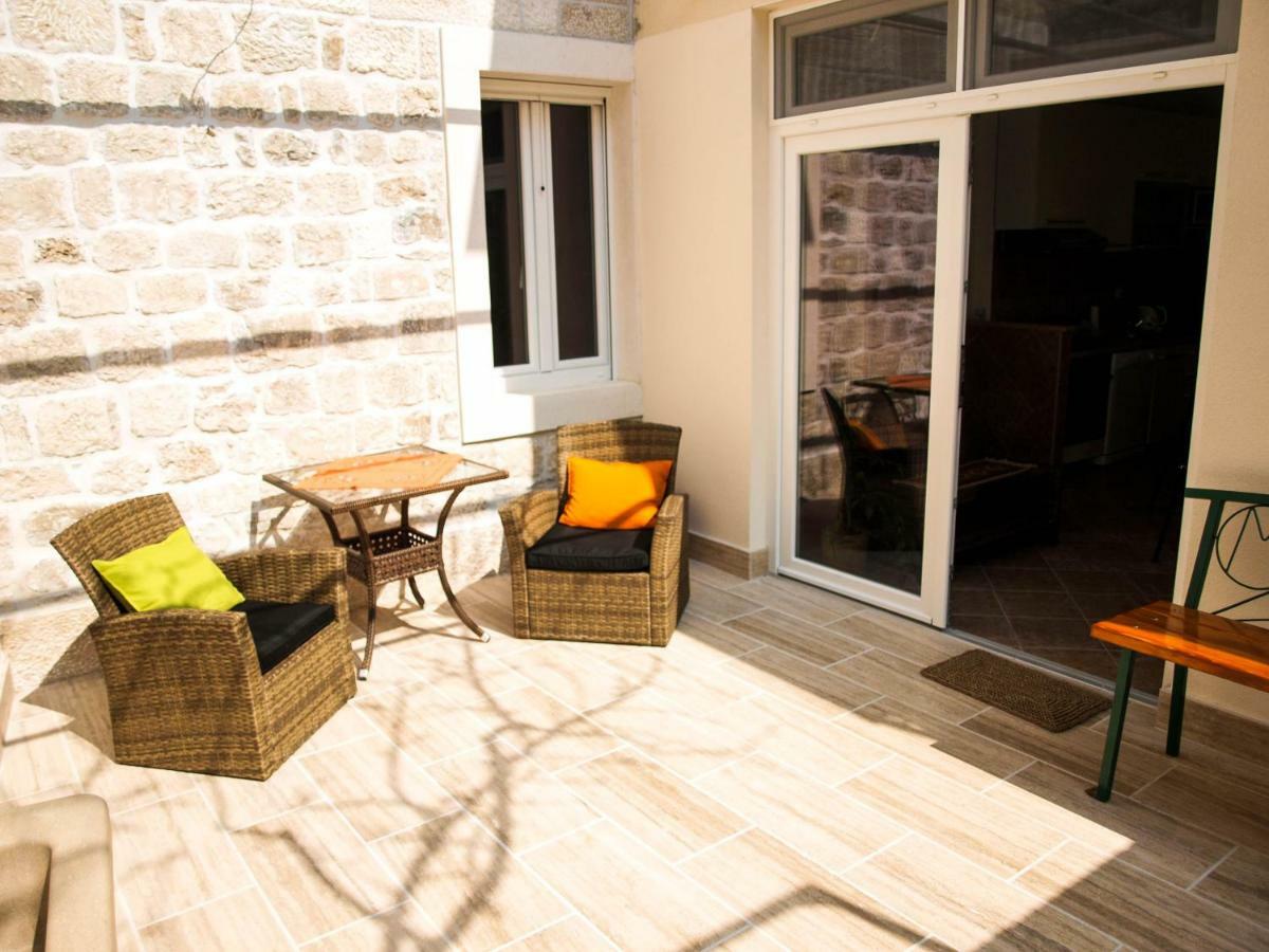 Appartamento House Nataniel In Omis Near Sea Esterno foto