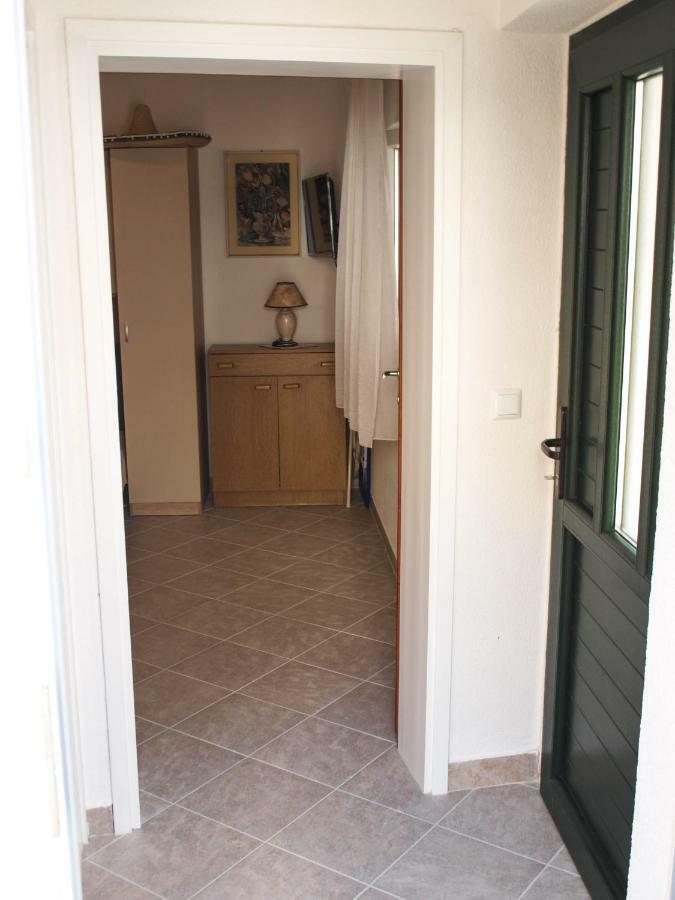 Appartamento House Nataniel In Omis Near Sea Esterno foto