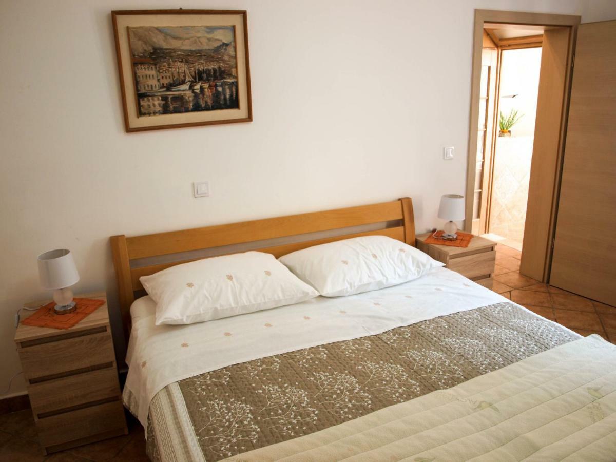 Appartamento House Nataniel In Omis Near Sea Esterno foto
