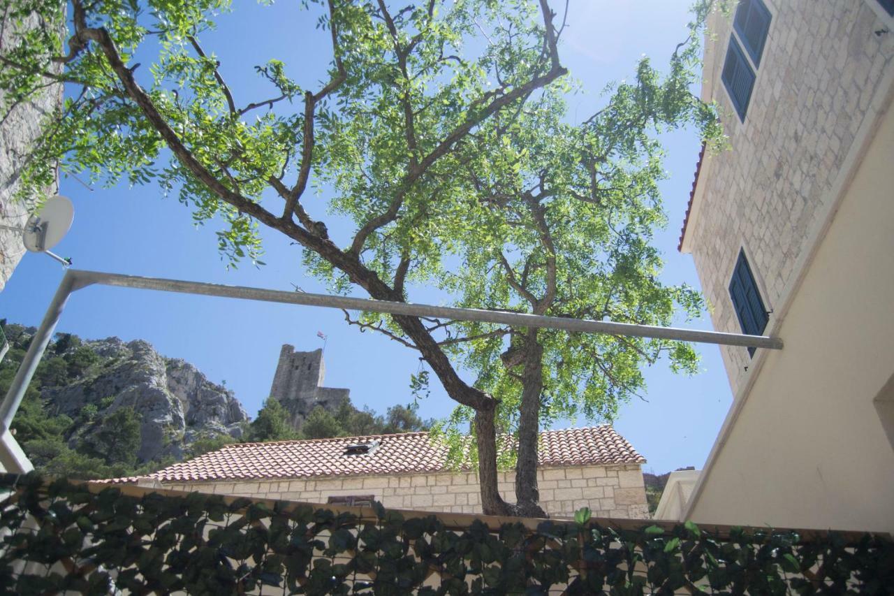 Appartamento House Nataniel In Omis Near Sea Esterno foto