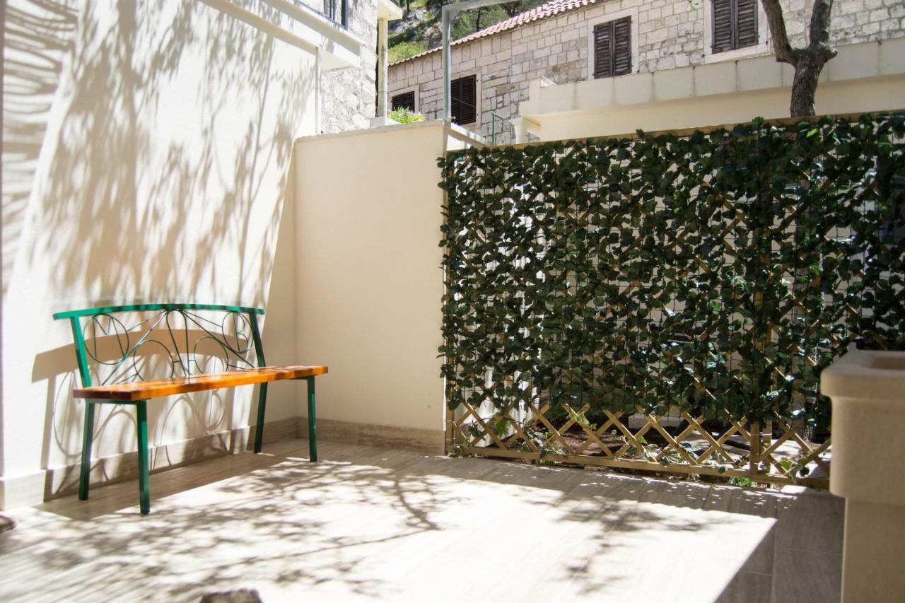 Appartamento House Nataniel In Omis Near Sea Esterno foto