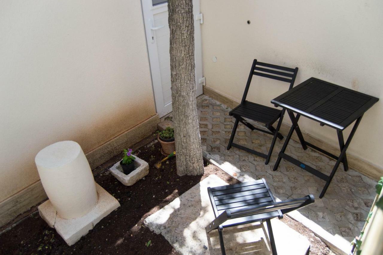 Appartamento House Nataniel In Omis Near Sea Esterno foto